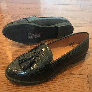H&M Black Snakeskin Loafers